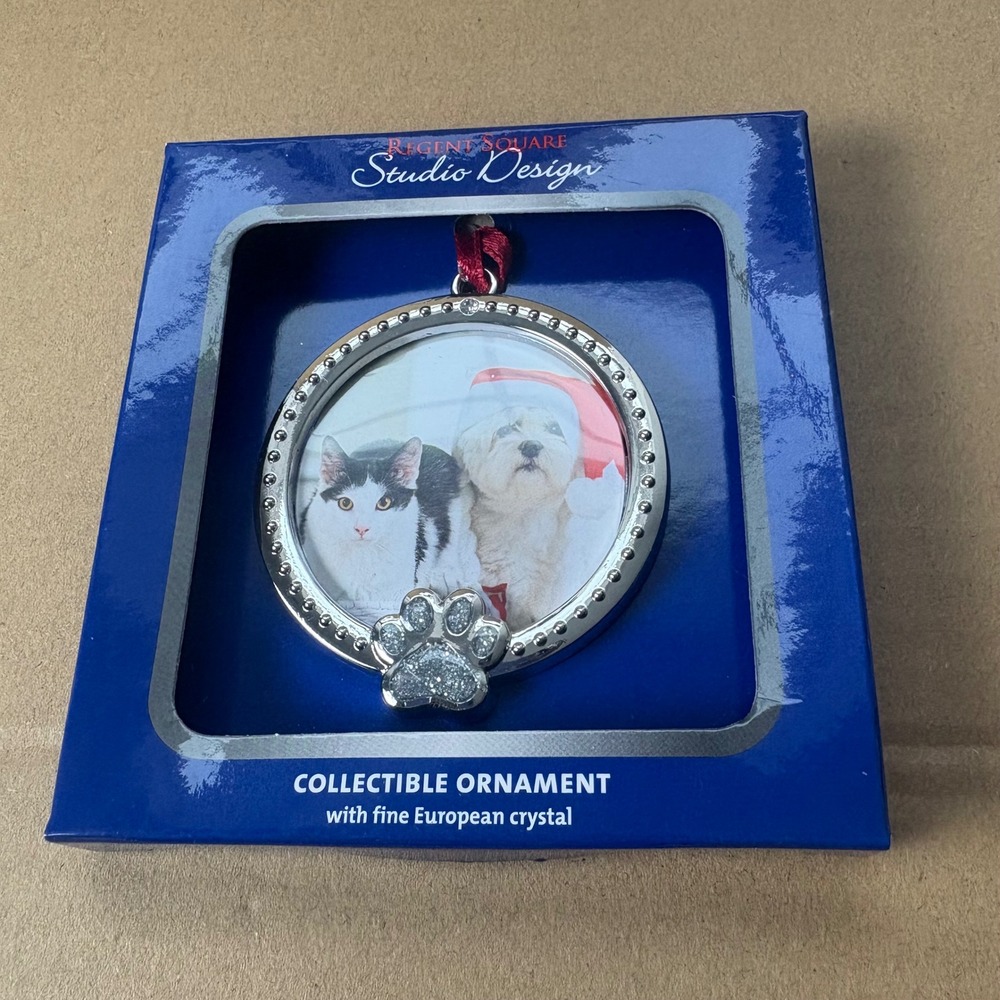 Regent Square Pet Paw Print Studio‎ Design Ornament w Fine European Crystal NEW